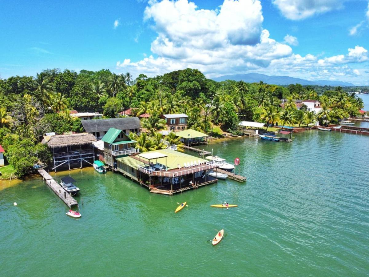 Hotel Linda Vista à Rio Dulce Town Extérieur photo