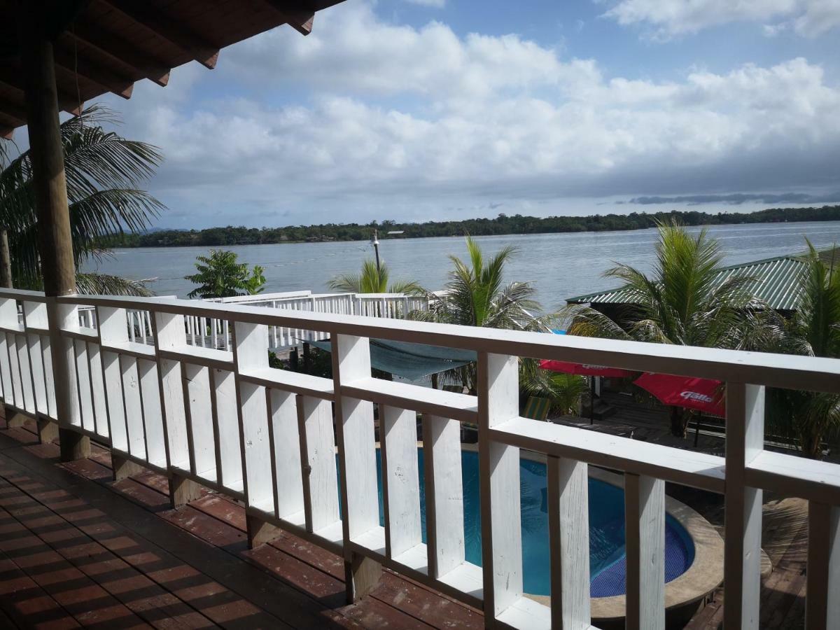 Hotel Linda Vista à Rio Dulce Town Extérieur photo