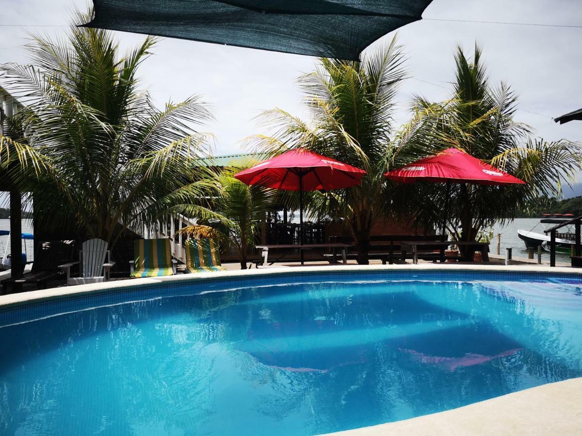 Hotel Linda Vista à Rio Dulce Town Extérieur photo