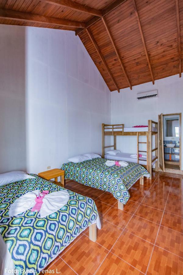 Hotel Linda Vista à Rio Dulce Town Extérieur photo
