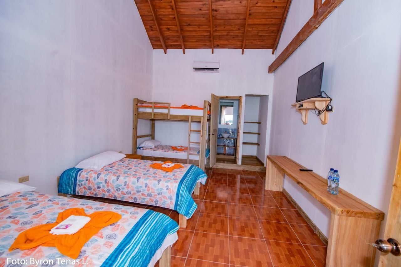 Hotel Linda Vista à Rio Dulce Town Extérieur photo